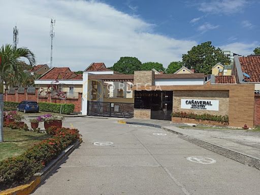 Casa en venta Santander Floridablanca Br Cañaveral Country 247 m2 Habitaciones 3 Baños 3 Garajes 1 Precio $800000000