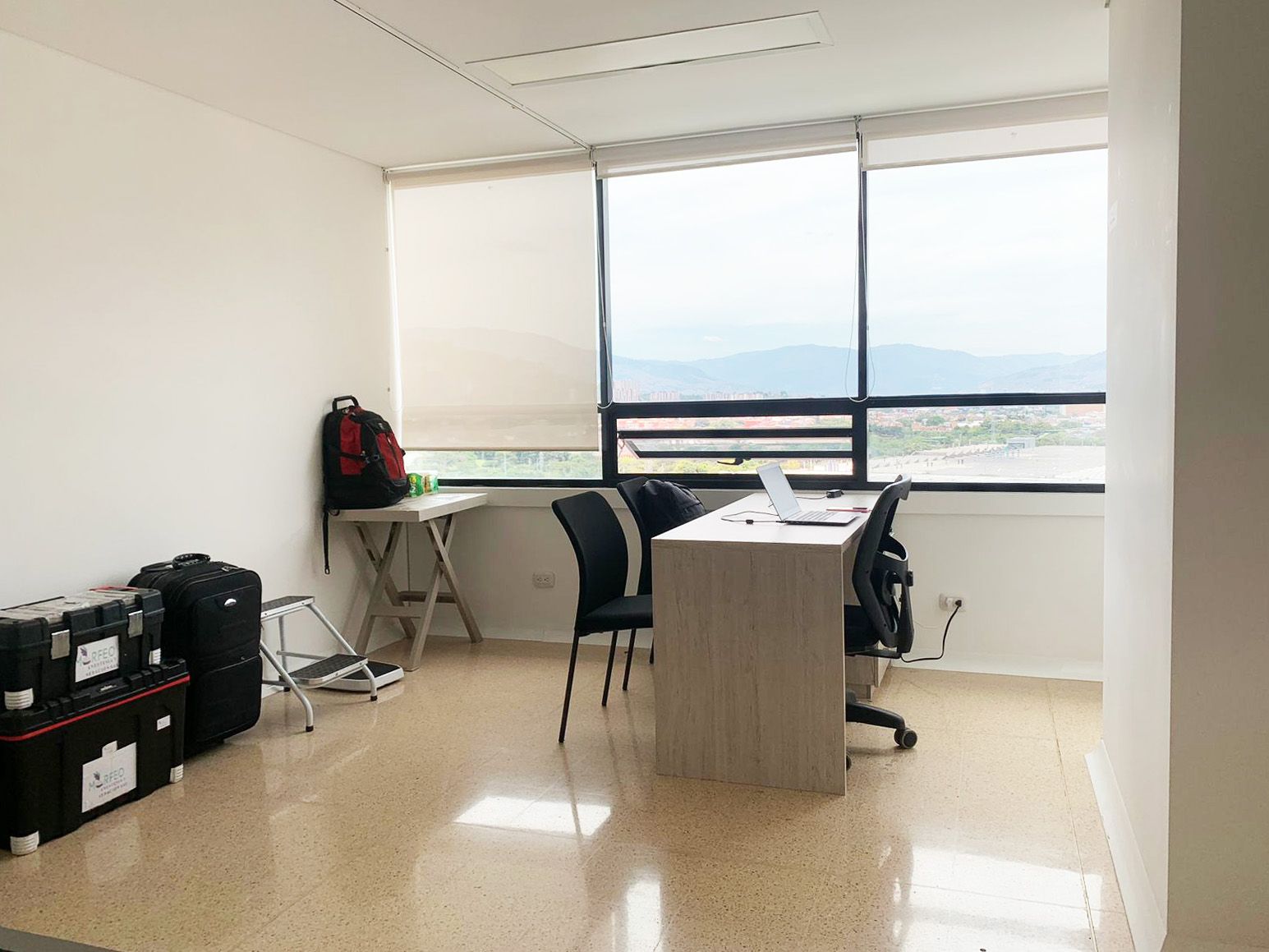 Consultorio en venta Antioquia Envigado Las Vegas 31 m2 Habitaciones 0 Baños 0 Garajes 2 Precio $450000000