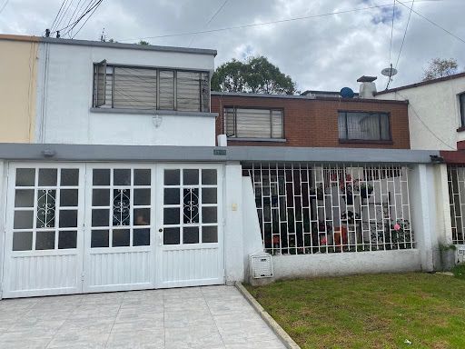 Casa en venta Cundinamarca Bogotá Santa Cecilia 260 m2 Habitaciones 4 Baños 4 Garajes 2 Precio $880000000