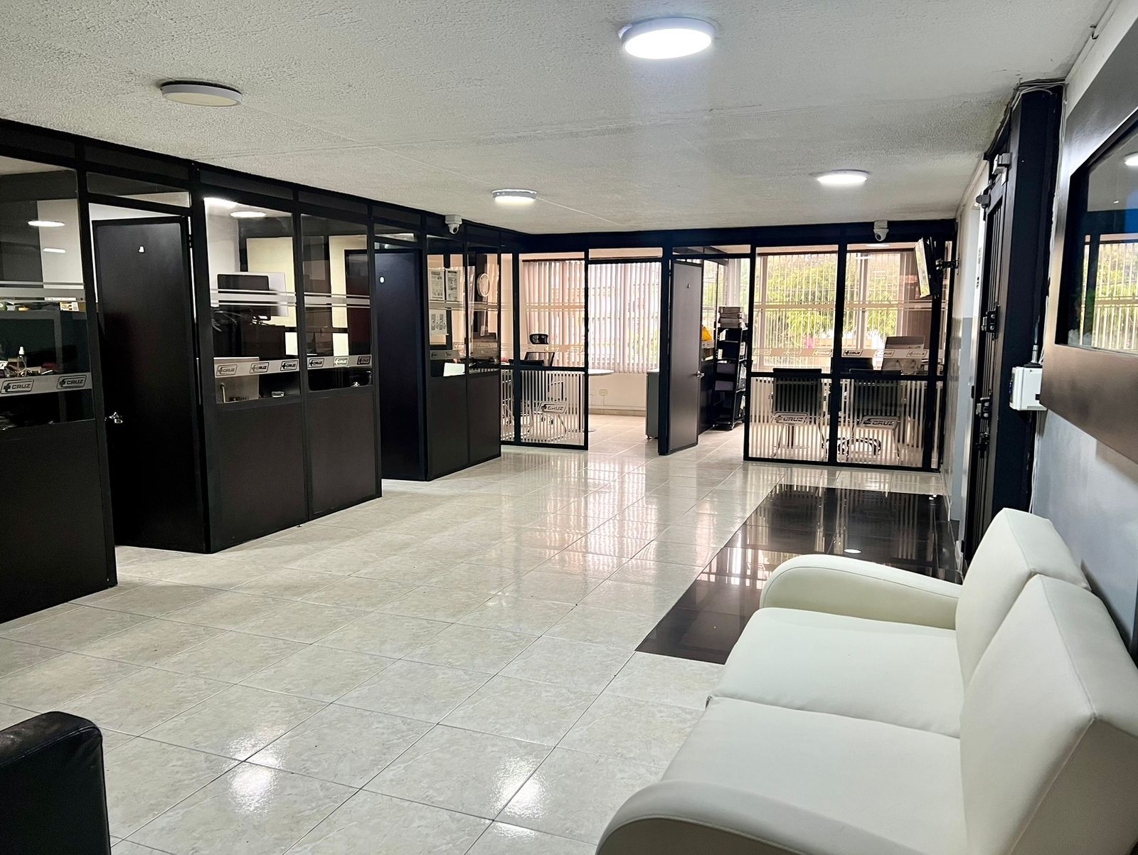 Oficina en venta Cundinamarca Bogotá Alcazares 189 m2 Habitaciones 0 Baños 4 Garajes 2 Precio $699000000