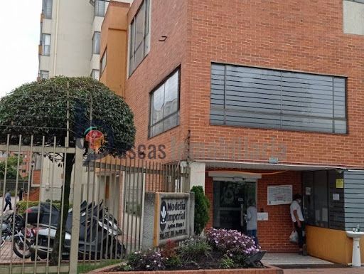 Apartamento en venta Cundinamarca Bogotá Capellanía 60 m2 Habitaciones 3 Baños 2 Garajes 2 Precio $350000000