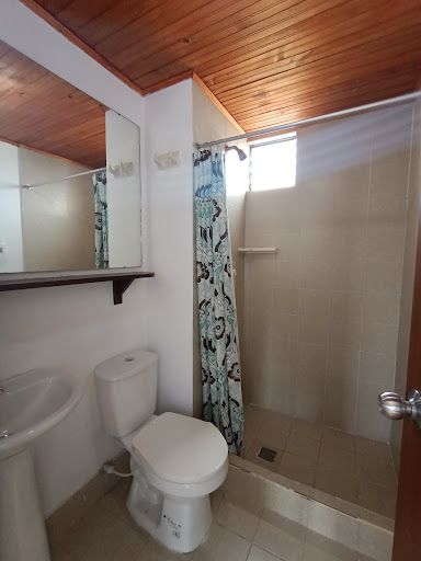 Apartamento en arriendo Valle Del Cauca Cali Las Granjas 70 m2 Habitaciones 2 Baños 2 Garajes 1 Precio $1200000