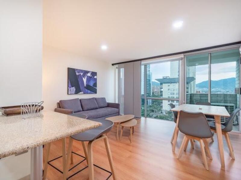 Apartaestudio en arriendo Antioquia Medellín El Castillo 57 m2 Habitaciones 1 Baños 0 Garajes 2 Precio $4500000