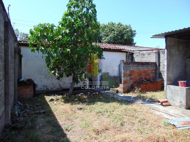 Casa en venta Tolima Lérida Lérida 100 m2 Habitaciones 1 Baños 0 Garajes 1 Precio $65000000