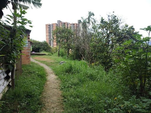 Lote en venta Antioquia Itagüí Vereda El Porvenir 5803 m2 Habitaciones 0 Baños 10 Garajes 1 Precio $1500000000