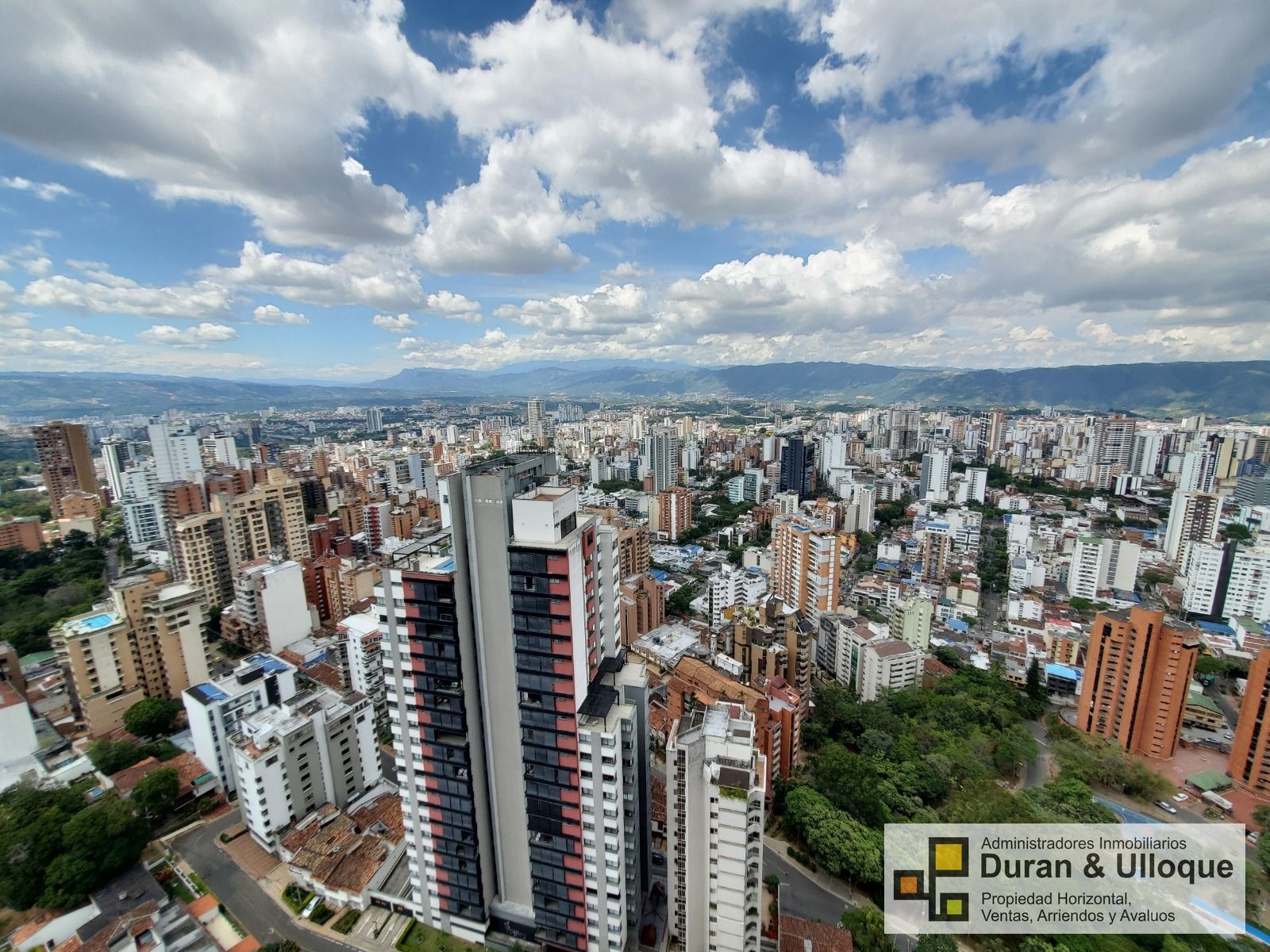 Apartamento en venta Santander Bucaramanga Cabecera Del Llano 500 m2 Habitaciones 5 Baños 13 Garajes 5 Precio $4000000000