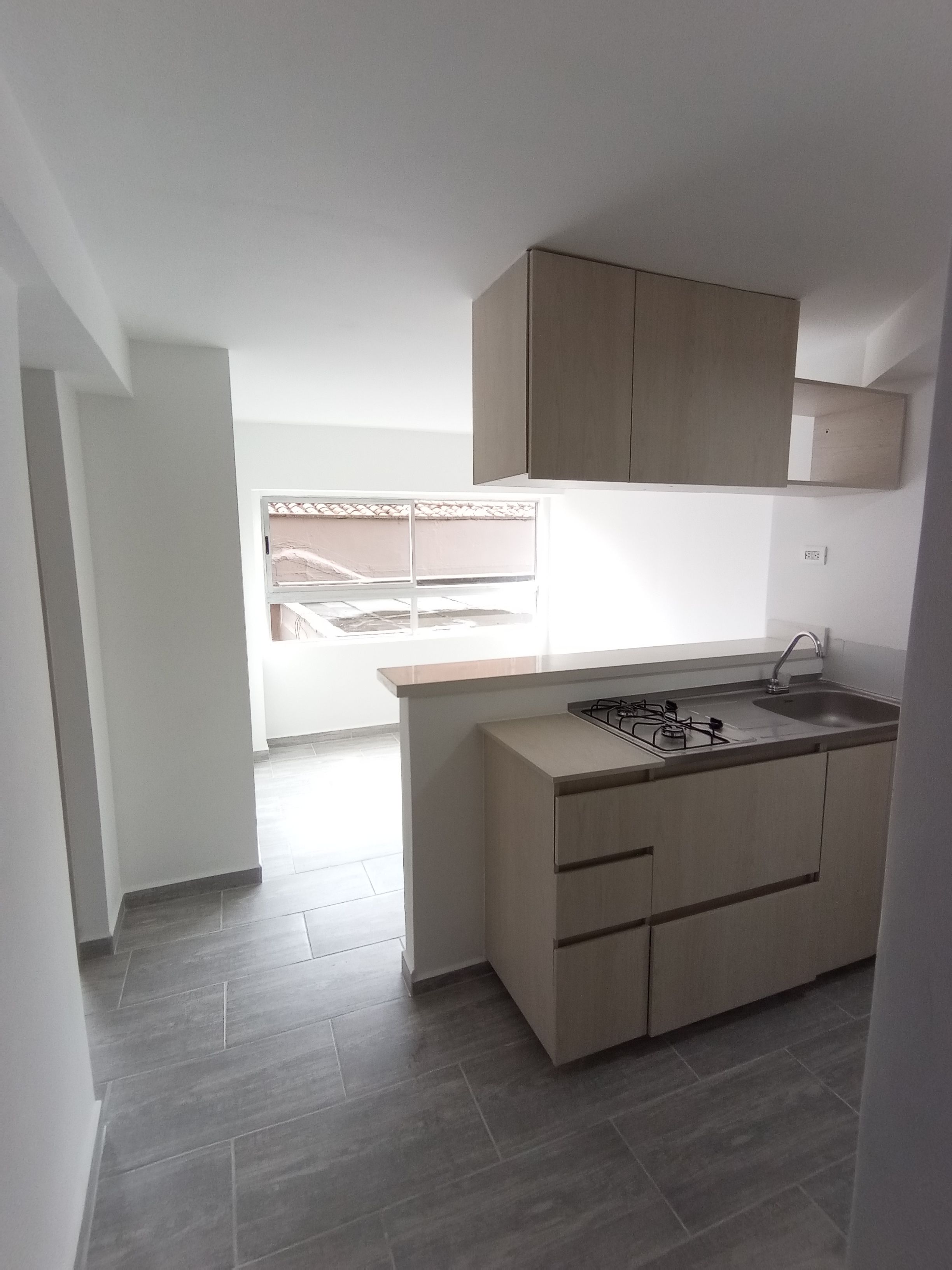 Apartamento en arriendo Antioquia Medellín Cristobal 35 m2 Habitaciones 2 Baños 1 Garajes 0 Precio $1900000
