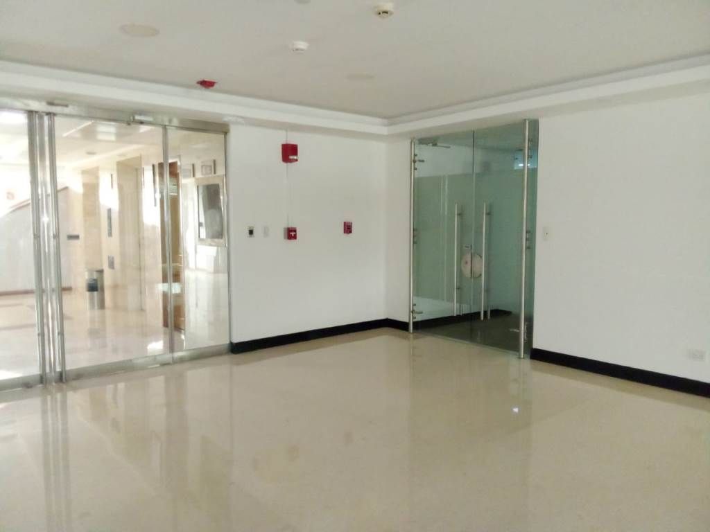 Oficina en arriendo Antioquia Medellín Urbanizacion El Futuro 652 m2 Habitaciones 0 Baños 13 Garajes 12 Precio $50000000