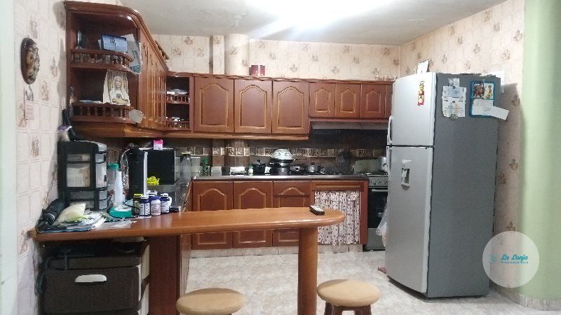 Oficina en arriendo o venta Antioquia Bello Manchester 143 m2 Habitaciones 0 Baños 3 Garajes 0 Precio venta $460000000 Precio arriendo $2900000