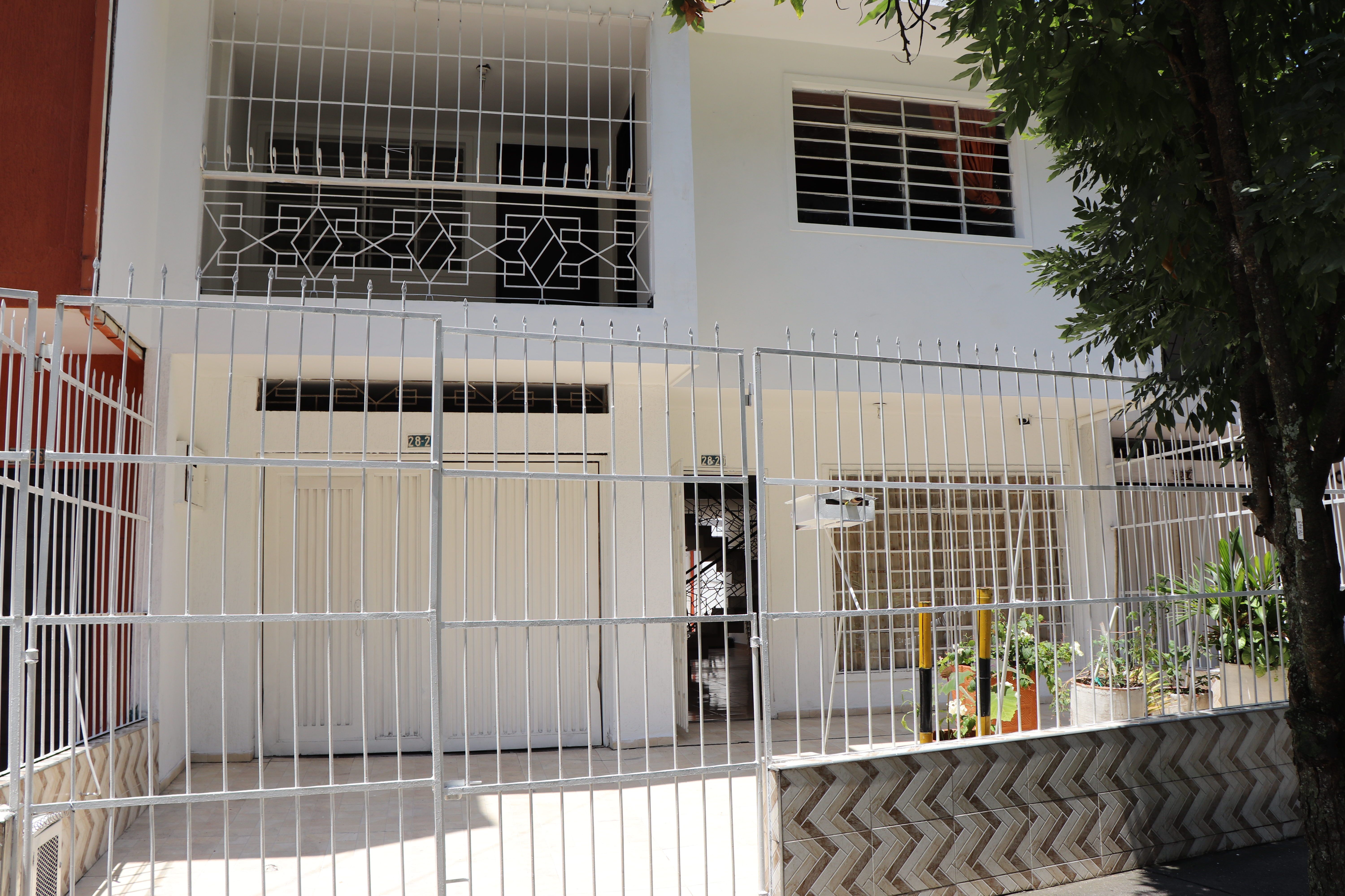 Casa en venta Valle Del Cauca Cali Champagnat 170 m2 Habitaciones 5 Baños 3 Garajes 1 Precio $650000000