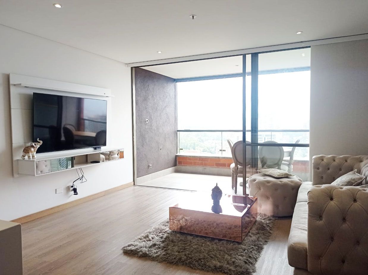 Apartamento en arriendo Antioquia Medellín Las Lomas No2 70 m2 Habitaciones 2 Baños 4 Garajes 2 Precio $7800000
