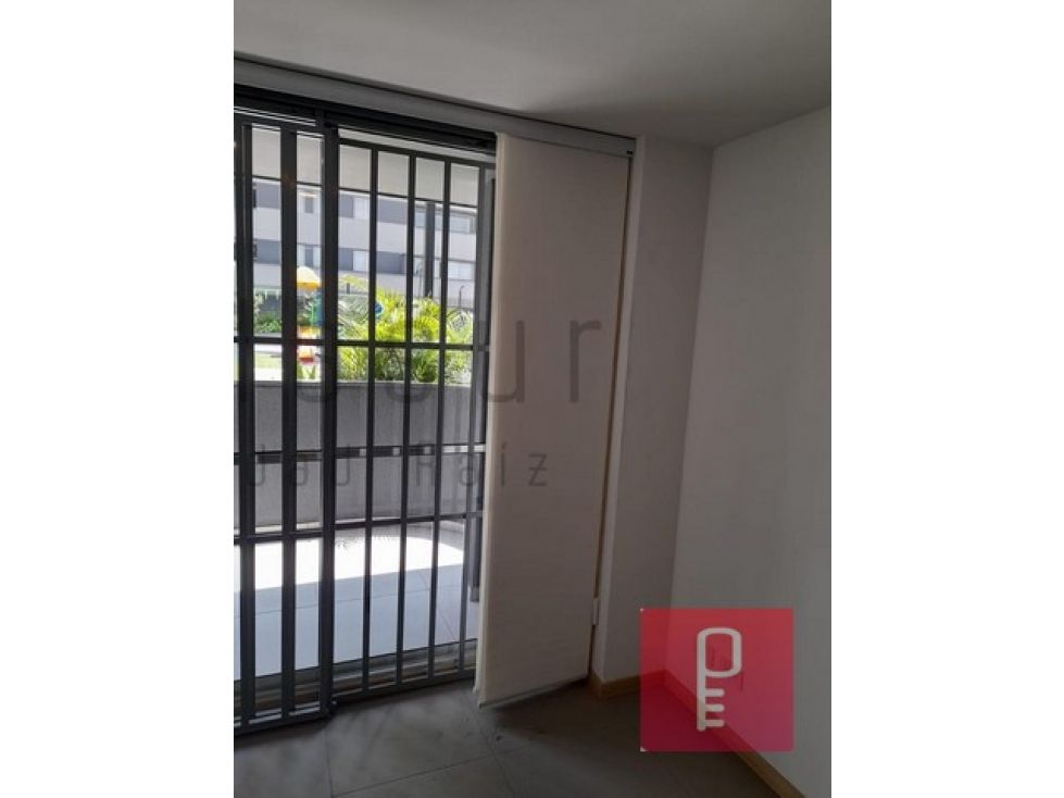 Edificio en arriendo Antioquia Medellín Shellmar 45 m2 Habitaciones 1 Baños 2 Garajes 2 Precio $3000000