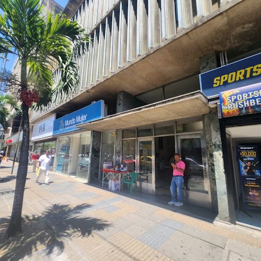 Oficina en venta Huila Neiva Centro 28 m2 Habitaciones 0 Baños 0 Garajes 1 Precio $88000000