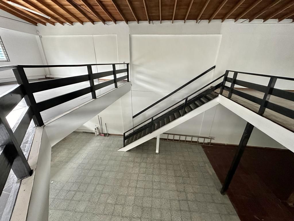 Local en arriendo Antioquia Medellín Colon 500 m2 Habitaciones 0 Baños 3 Garajes 0 Precio $35000000