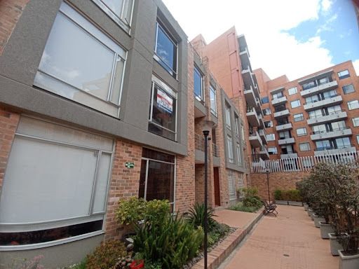 Casa en venta Cundinamarca Bogotá María Cristina 135 m2 Habitaciones 3 Baños 3 Garajes 2 Precio $950000000