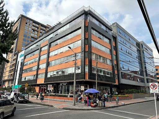 Oficina en venta Cundinamarca Bogotá El Espartillal 121 m2 Habitaciones 0 Baños 0 Garajes 4 Precio $1100000000
