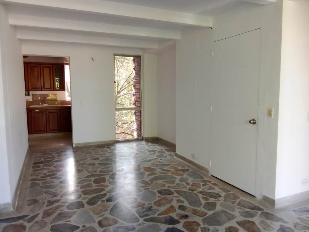 Apartamento en venta Antioquia Medellín San Diego 154 m2 Habitaciones 2 Baños 4 Garajes 2 Precio $585000000