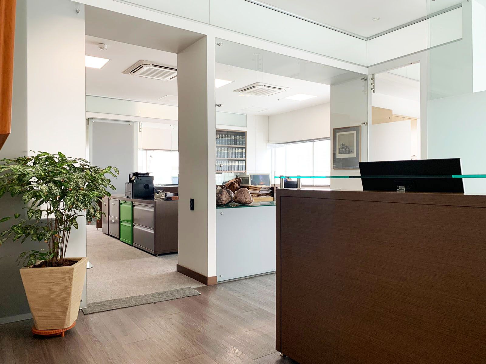 Oficina en arriendo Antioquia Medellín Castropol 131 m2 Habitaciones 0 Baños 2 Garajes 4 Precio $10600000