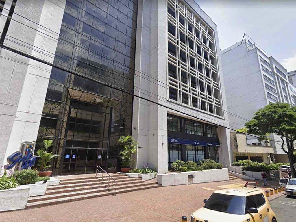 Oficina en arriendo Valle Del Cauca Cali Juanambú 65 m2 Habitaciones 0 Baños 2 Garajes 3 Precio $4458310