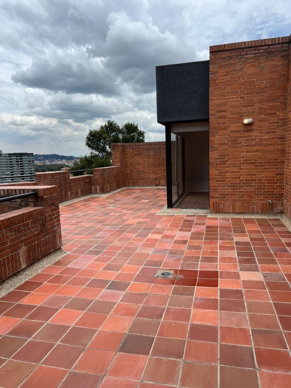 Apartamento en venta Cundinamarca Bogotá Ub Bosques De Medina 470 m2 Habitaciones 5 Baños 15 Garajes 7 Precio $3800000000