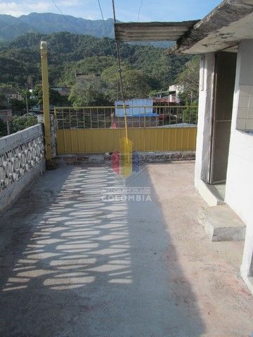 Casa en venta Tolima Ibagué Gaitan 184 m2 Habitaciones 9 Baños 6 Garajes 1 Precio $250000000