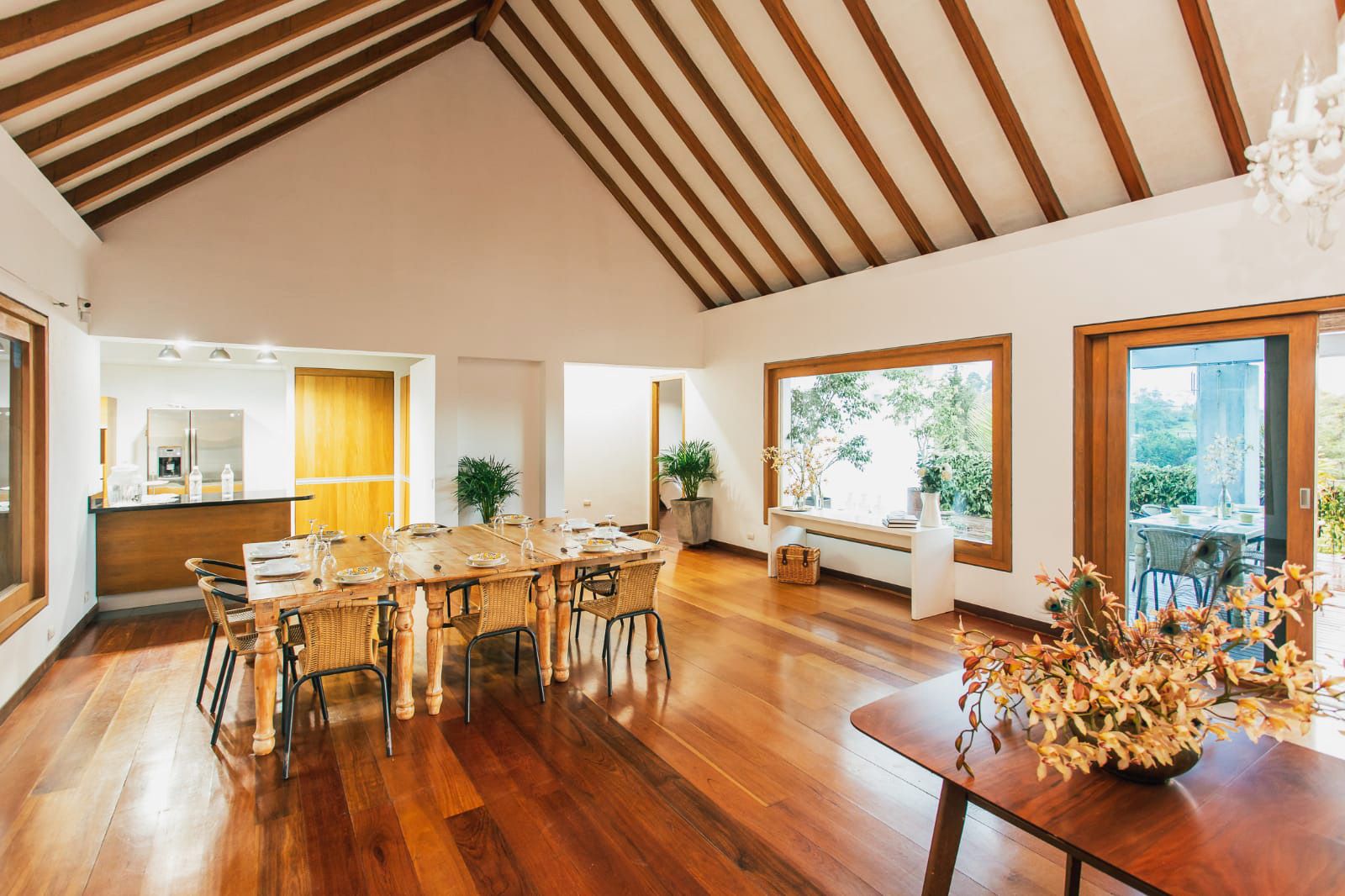 Casa en arriendo Antioquia Rionegro El Porvenir 420 m2 Habitaciones 3 Baños 6 Garajes 3 Precio $16700000