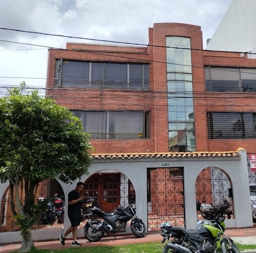 Oficina en arriendo Cundinamarca Bogotá El Contador 150 m2 Habitaciones 0 Baños 4 Garajes 1 Precio $5000000