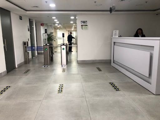 Oficina en arriendo Cundinamarca Bogotá Chicó Norte 370 m2 Habitaciones 0 Baños 2 Garajes 4 Precio $44541872