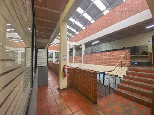 Bodega en arriendo Cundinamarca Bogotá Santa Sofía 2130 m2 Habitaciones 0 Baños 0 Garajes 0 Precio $53221187