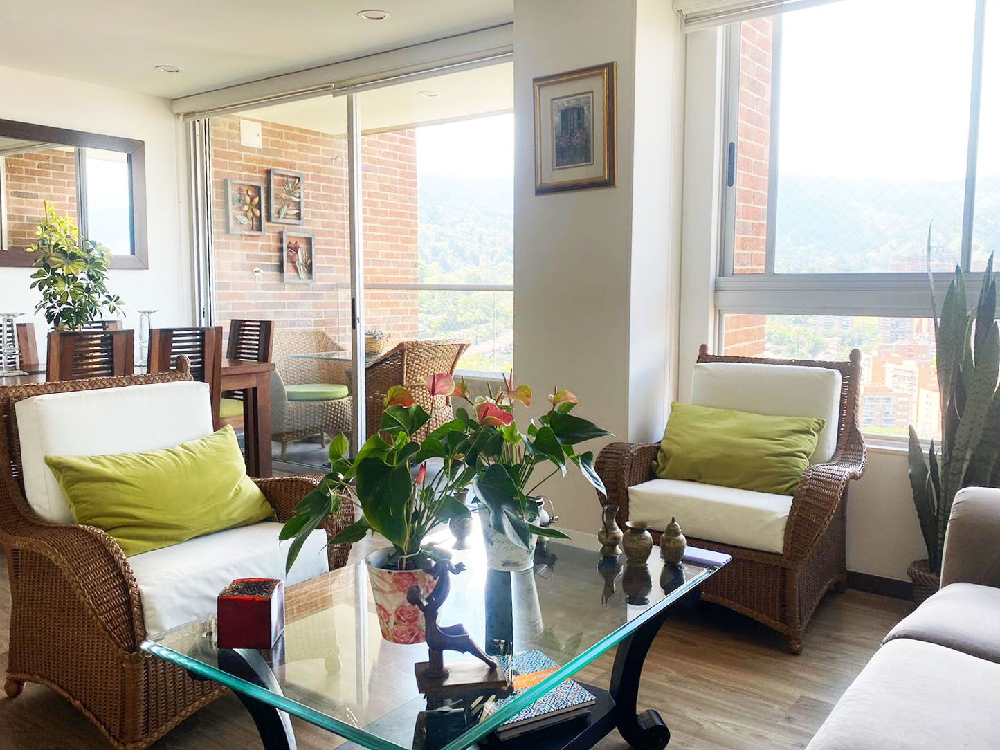 Apartamento en arriendo Antioquia Envigado Loma Del Atravesado 100 m2 Habitaciones 3 Baños 4 Garajes 3 Precio $4900000