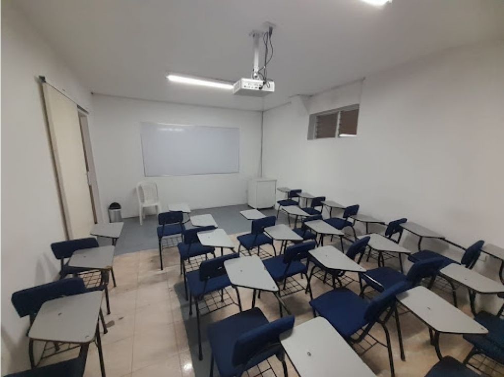 Edificio en venta Antioquia Medellín Prado 435 m2 Habitaciones 9 Baños 7 Garajes 1 Precio $1500000000