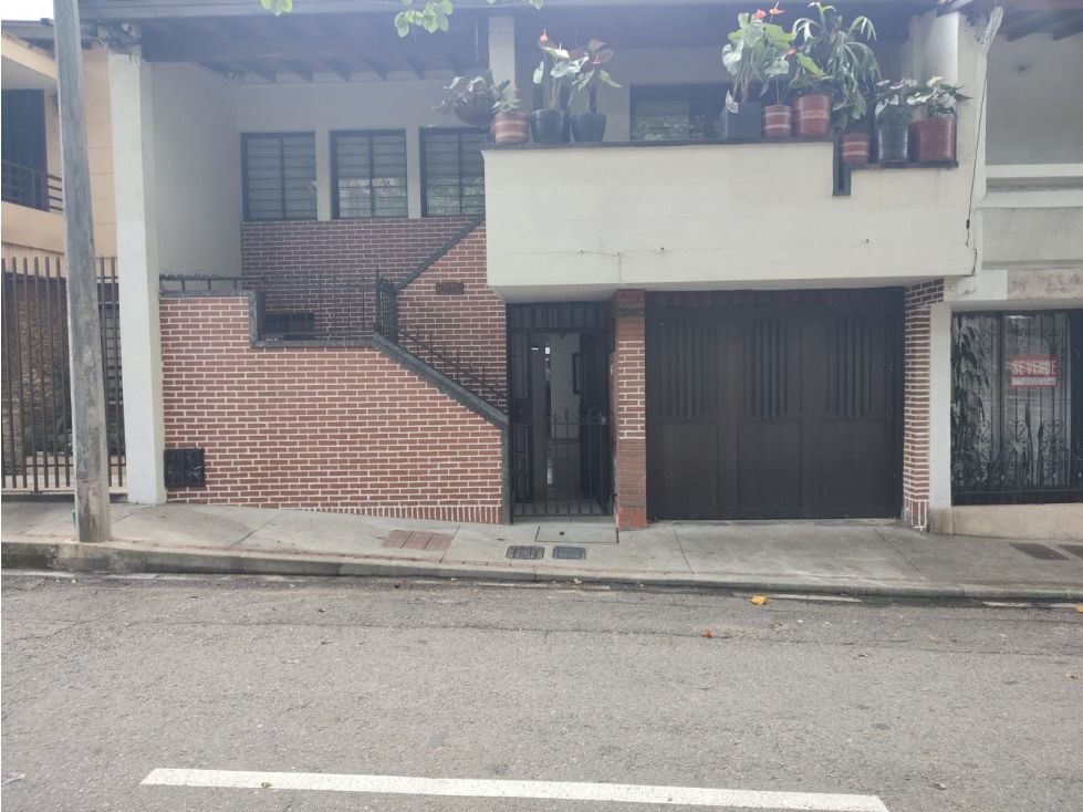 Casa en venta Antioquia Medellín Guayaquil 129 m2 Habitaciones 4 Baños 4 Garajes 1 Precio $490000000