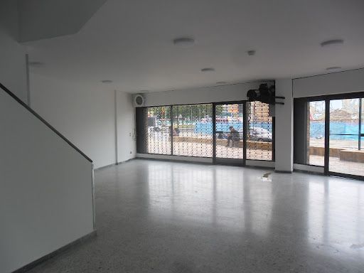 Local en arriendo Cundinamarca Bogotá San Felipe 224 m2 Habitaciones 0 Baños 3 Garajes 1 Precio $11800000