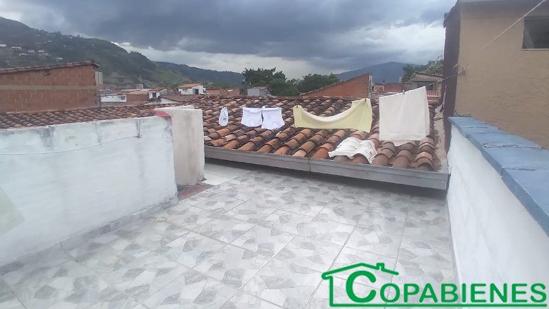 Casa en venta Antioquia Copacabana Villanueva 150 m2 Habitaciones 4 Baños 1 Garajes 0 Precio $330000000