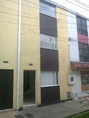 Casa en venta Cundinamarca Bogotá Villas De Granada 108 m2 Habitaciones 4 Baños 3 Garajes 0 Precio $330000000