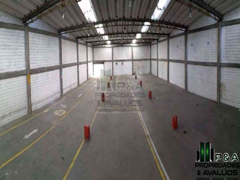 Bodega en arriendo Antioquia Medellín La Linde 1600 m2 Habitaciones 0 Baños 0 Garajes 0 Precio $42000000