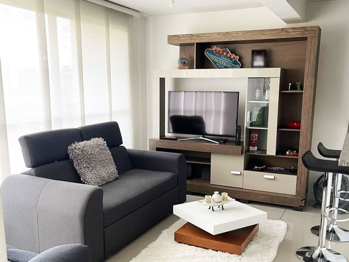 Apartamento en venta Antioquia Medellín Loma De Los Bernal 51 m2 Habitaciones 2 Baños 0 Garajes 2 Precio $315000000