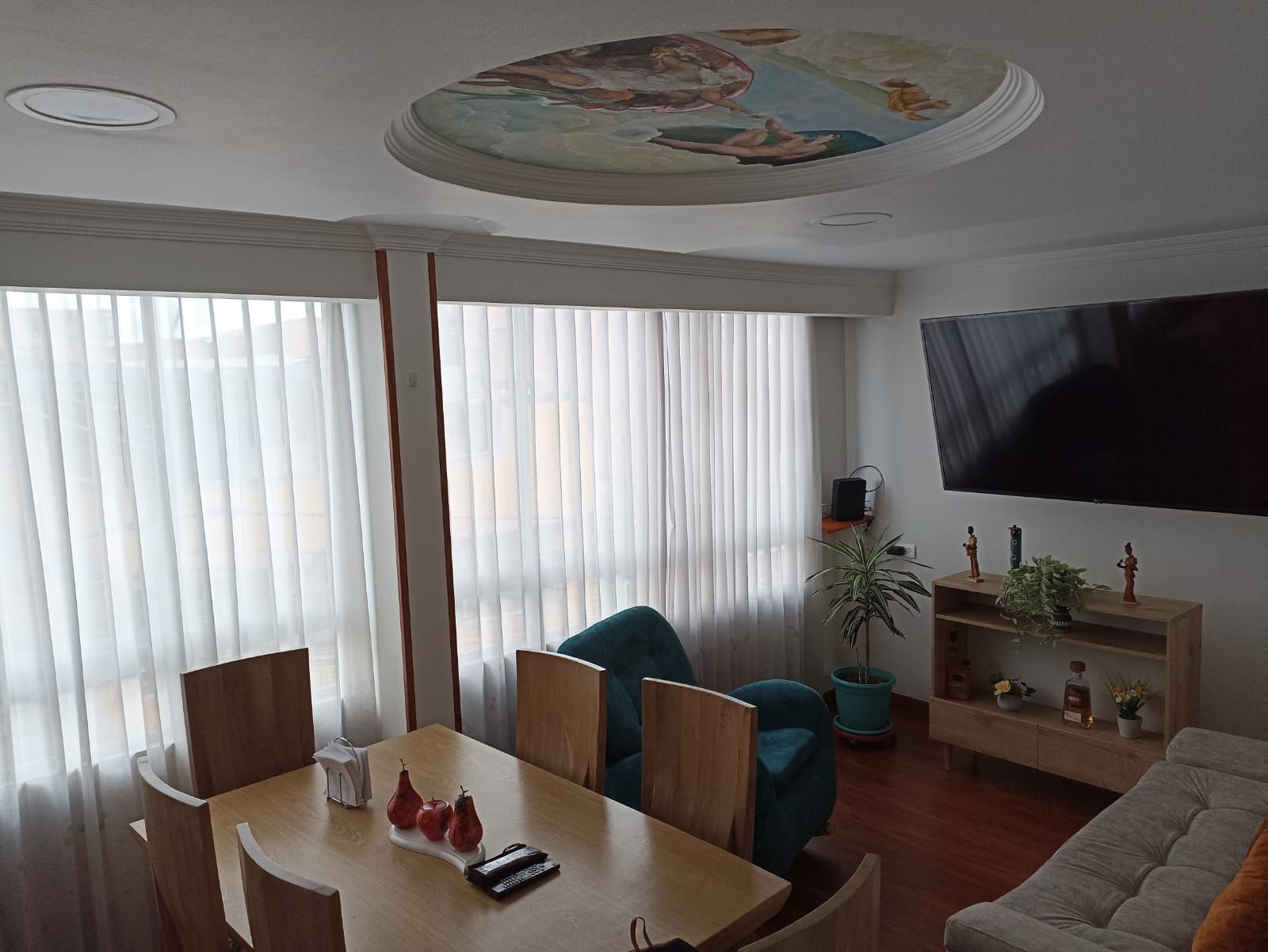 Casa en venta Cundinamarca Bogotá Patio Bonito Et I 280 m2 Habitaciones 5 Baños 8 Garajes 1 Precio $1100000000