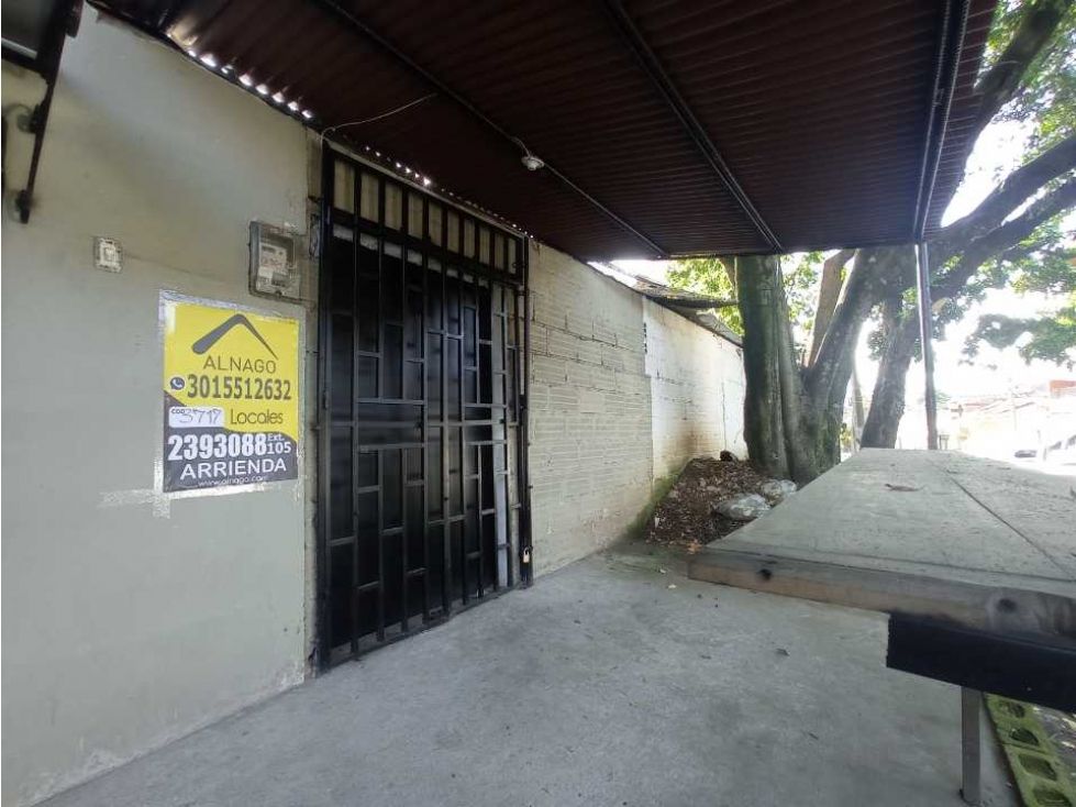 Local en arriendo Antioquia Medellín Caicedo 8 m2 Habitaciones 0 Baños 10 Garajes 1 Precio $900000