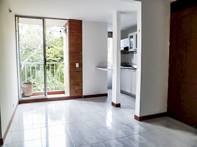 Apartamento en arriendo Antioquia Medellín Manila 60 m2 Habitaciones 3 Baños 2 Garajes 2 Precio $3650000