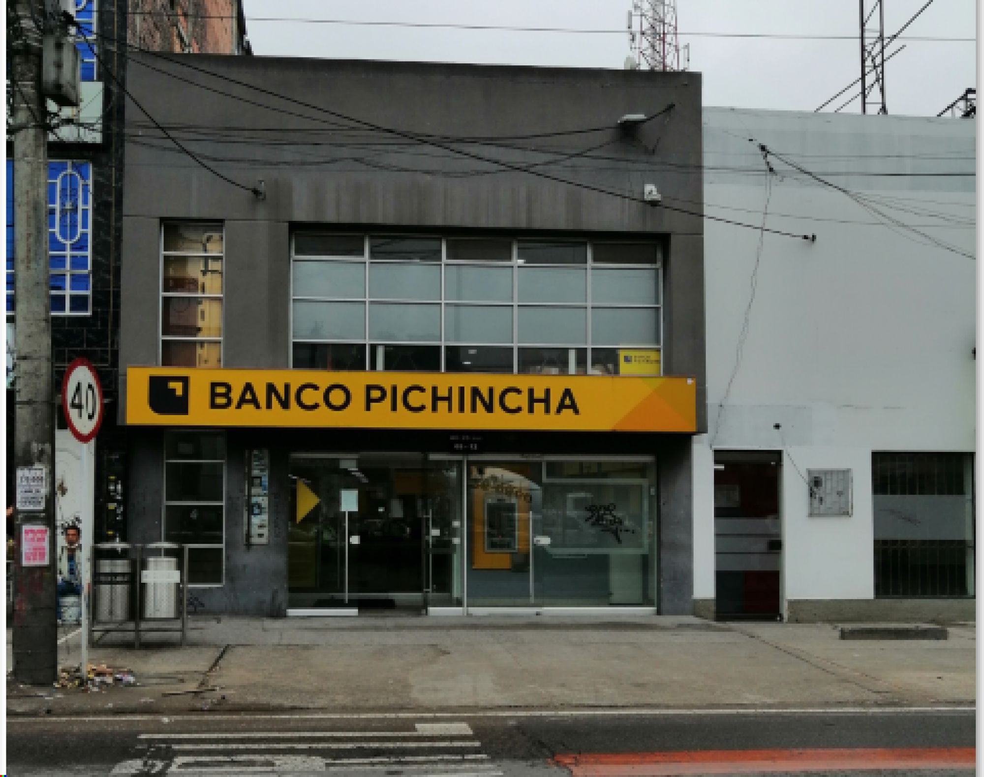 Casa en venta Cundinamarca Bogotá Carvajal 288 m2 Habitaciones 2 Baños 2 Garajes 1 Precio $1300000000