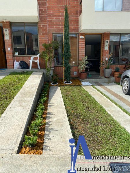 Apartamento en arriendo Antioquia La Estrella La Ospina 120 m2 Habitaciones 3 Baños 3 Garajes 0 Precio $4600000