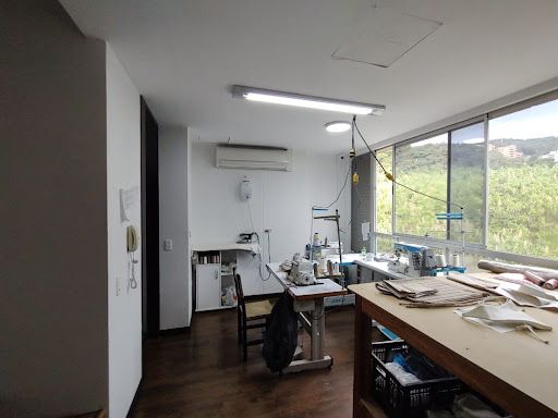 Oficina en venta Antioquia Medellín Las Palmas 102 m2 Habitaciones 0 Baños 2 Garajes 1 Precio $800000000