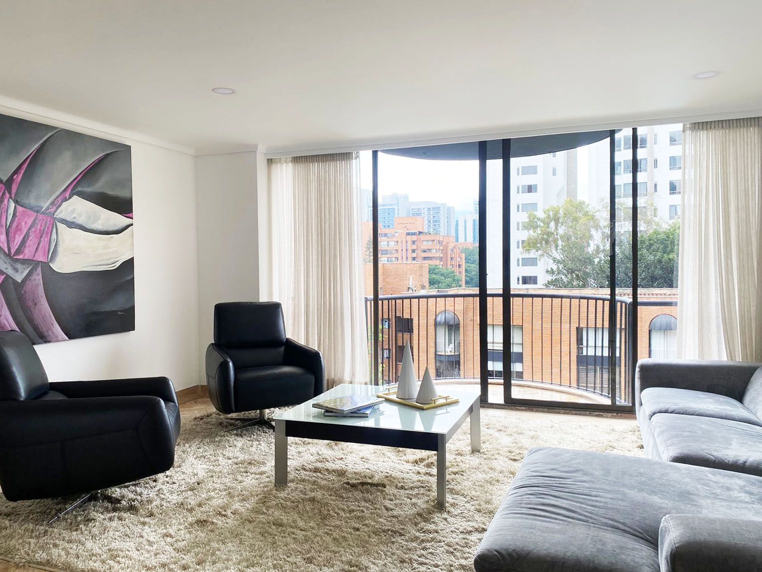 Apartamento en arriendo Antioquia Medellín Medellín 140 m2 Habitaciones 3 Baños 4 Garajes 3 Precio $7800000