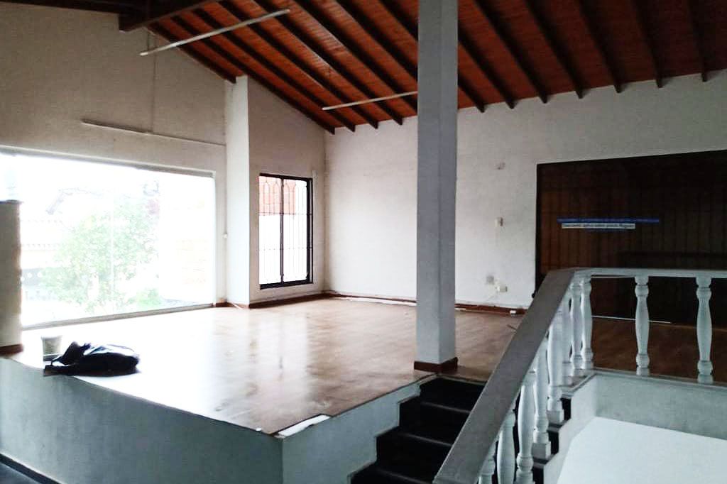 Oficina en arriendo o venta Antioquia Medellín Patio Bonito 815 m2 Habitaciones 0 Baños 6 Garajes 3 Precio venta $4100000000 Precio arriendo $21000000