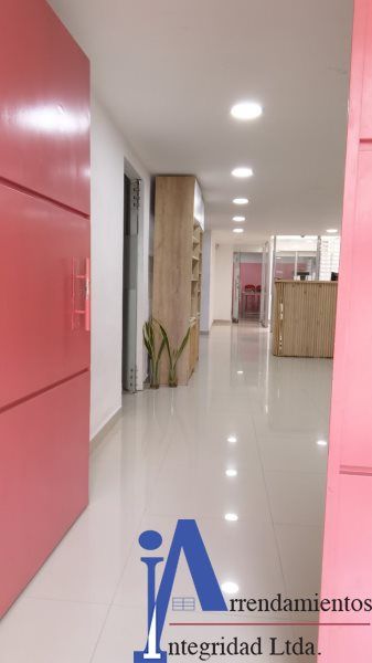 Apartamento en venta Antioquia Medellín Urbanizacion Villa Del Aburra 190 m2 Habitaciones 6 Baños 5 Garajes 1 Precio $1250000000