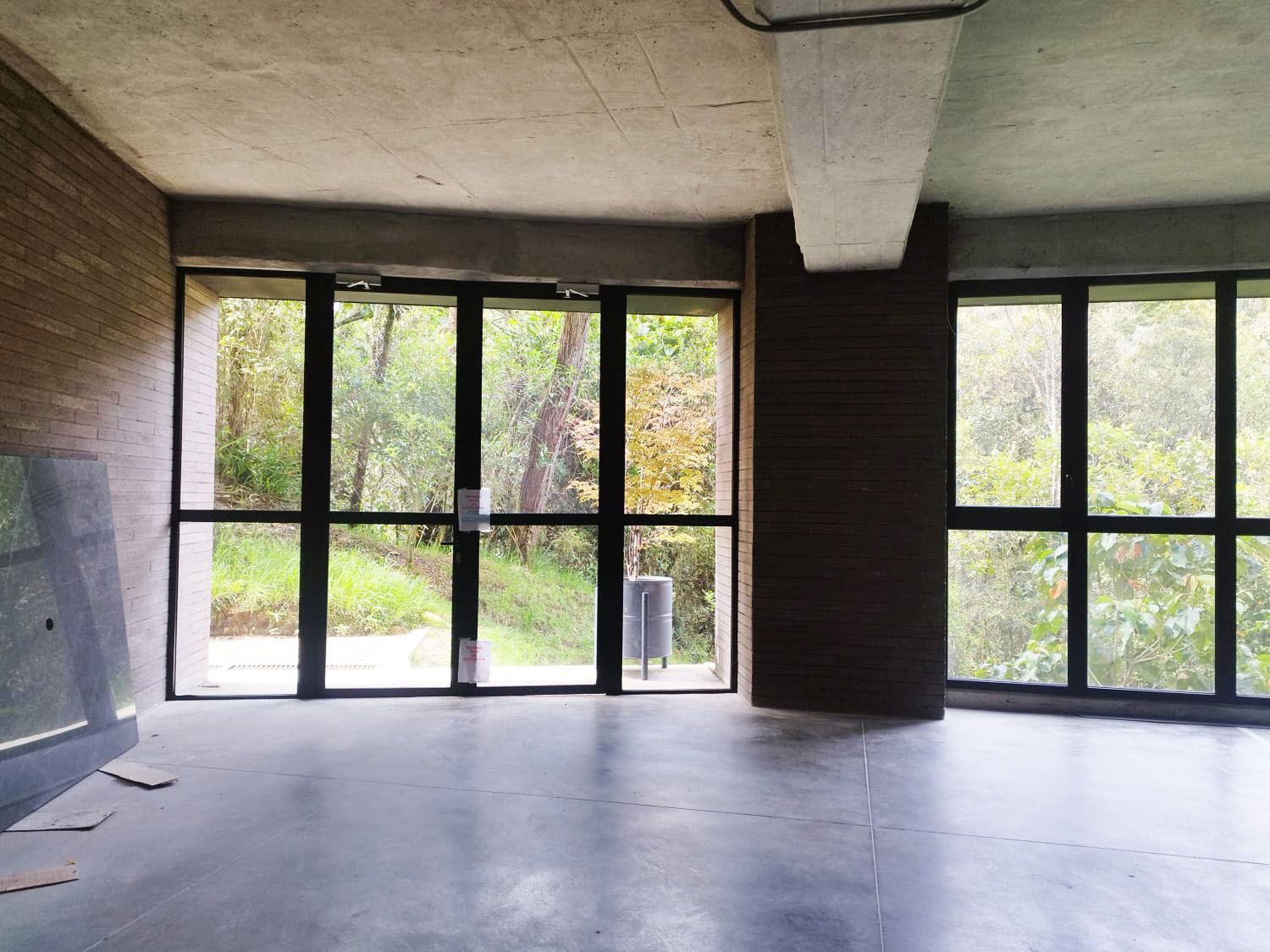 Oficina en arriendo o venta Antioquia Envigado Envigado 62 m2 Habitaciones 0 Baños 10 Garajes 2 Precio venta $685000000 Precio arriendo $6000000