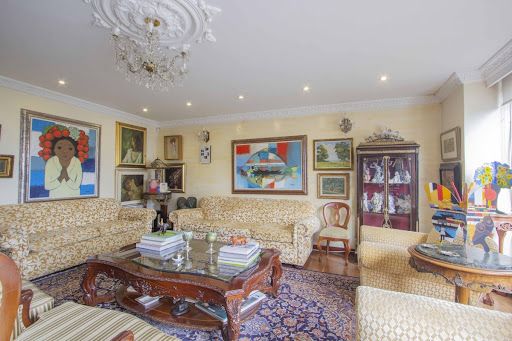 Apartamento en venta Cundinamarca Bogotá Los Rosales 287 m2 Habitaciones 4 Baños 4 Garajes 4 Precio $1870000000