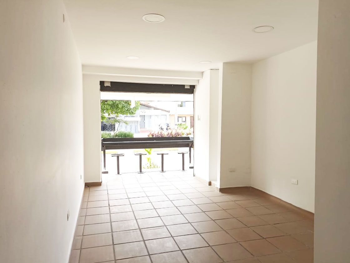 Local en arriendo Antioquia Medellín Rosales 35 m2 Habitaciones 0 Baños 1 Garajes 1 Precio $2000000
