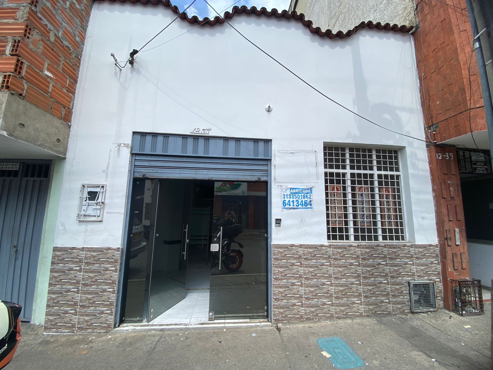 Local Comercial en arriendo Santander Bucaramanga Garcia Rovira 0 m2 Habitaciones 0 Baños 10 Garajes 1 Precio $2200000